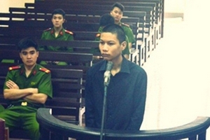 Lên đồi bắn chim không được, xuống suối hiếp dâm