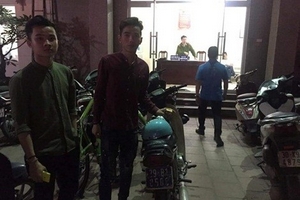 Ảo tưởng quyền năng xe biển xanh, bị 141 "hỏi thăm"