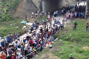 Nóng: Trọng án ở Hà Nội, nam thanh niên bị sát hại dã man