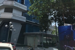 Cô gái rơi từ tầng 14 tòa nhà Star City tử vong tại chỗ