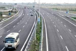 Chênh lệch lớn trong khoản thu phí ở BOT Pháp Vân - Cầu Giẽ