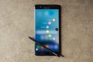 Galaxy Note 7 ra mắt với màn hình 5,7 inch cong, IP68