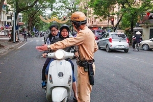 Thực hiện Nghị định 46: Những ngày đầu “xử phạt không cần biên bản”