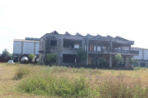 Xây nhà máy bia hàng trăm tỷ để… trưng bày !