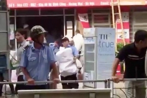 Hà Nội: Chủ ki-ốt tố cáo công ty HUDS cưỡng chế tài sản trái pháp luật