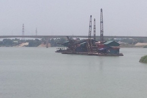 Vĩnh Phúc: Kiên quyết không để "cát tặc" lộng hành