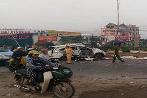 Danh tính các nạn nhân trong vụ tàu hỏa đâm ô tô tại Hà Nội