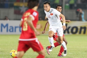 AFF Suzuki Cup 2016: Tuyển Việt Nam qua ải đầu