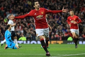 Mkhitaryan khai hỏa, Man Utd đá bại Totteham trên sân nhà