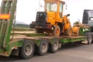 Thanh Hóa: Truy tìm xe đầu kéo bỏ chạy Cảnh sát, náo loạn đường phố