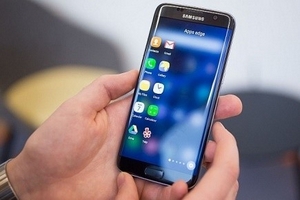 Galaxy S7 edge giảm thêm 1,5 triệu đồng sau khi ra mắt Galaxy S8