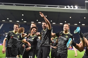 Chelsea chính thức đăng quang Premier League sớm hai vòng đấu