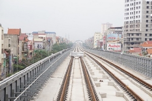 Ray đường sắt Cát Linh - Hà Đông chưa dùng đã bị rỉ sét?