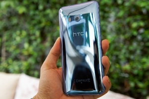 HTC U11 - Đối thủ của Galaxy S8 chính thức ra mắt tại Việt Nam