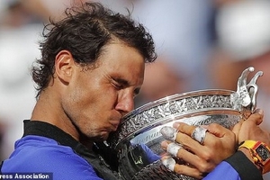 Nadal nói gì sau khi hoàn tất cú "decima" tại Roland Garros?