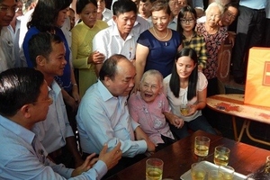Thủ tướng Nguyễn Xuân Phúc thăm và làm việc tại Hà Tĩnh