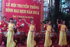 Lễ hội truyền thống Đình Mai Dịch