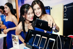 Mobiistar hứa hẹn điện thoại Smartphone “Selfie” có giá dưới bốn  triệu đồng