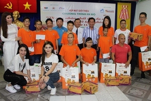 Hơn 5.000 người đi bộ đồng hành nạn nhân da cam