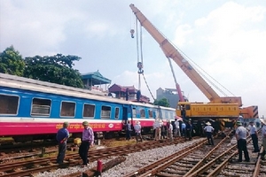 Tàu trật bánh liên tiếp ở Hà Nội: Sắp công bố nguyên nhân?