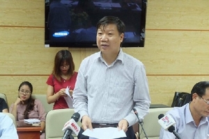 Bộ Y tế lý giải vì sao sau khi phun thuốc muỗi vẫn bay vào nhà