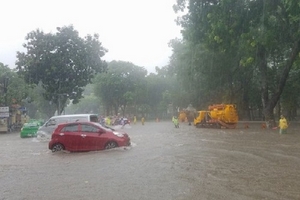 Dự báo thời tiết ngày 25/9: Áp thấp nhiệt đới đổ bộ, từ chiều tối nay miền Bắc mưa rất to