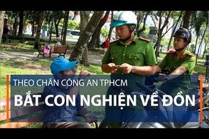 Theo chân Công an TPHCM bắt con nghiện về đồn