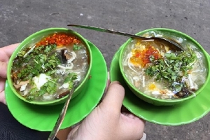 Ăn vặt Sài Gòn: List nhanh một vài món ăn vặt nổi tiếng Quận 1