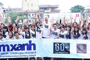 Chương trình giao lưu “Hãy hành động để trái đất thêm xanh”