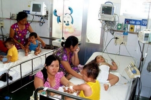 Nghệ An: 20 học sinh nghi bị viêm cầu thận cấp