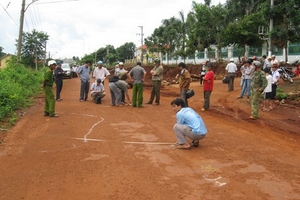 Mâu thuẫn nhỏ, một học sinh đâm chết người