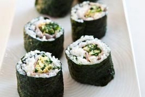 Sushi ngon, lạ đến trường