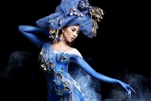 Ảnh body painting độc đáo của người mẫu Hằng Nguyễn