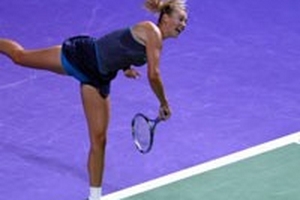 Sharapova và thảm họa giao bóng