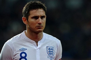 Trảm Terry, HLV Capello để Lampard lãnh đạo Tam Sư