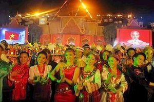 Bế mạc “ Ngày hội Văn hóa, thể thao và du lịch vùng đồng bào Khmer Nam bộ”