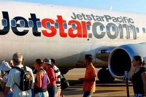 Bay Jetstar chỉ với giá 650.000 đồng mỗi chặng