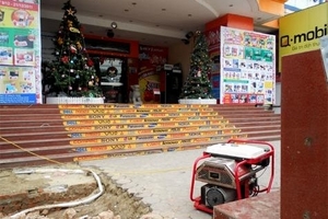 Bị ép di dời, siêu thị Việt Long khởi kiện Vinaconex-Sơn Hà