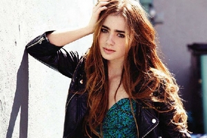 “Bạch Tuyết” Lily Collins phải đối đầu với quỷ