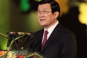 Chủ tịch nước bắt đầu thăm hữu nghị chính thức Lào