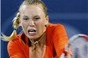 Dubai Open 2012 vắng “sao”, Wozniacki vào tứ kết