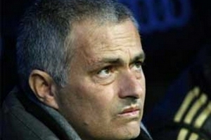 Mourinho không có “cửa” làm HLV Chelsea hoặc MU