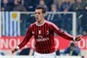 21h00 ngày 11/3, Milan - Lecce: Mesbah, đừng sợ!