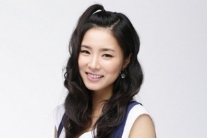 Shin Se Kyung hóa "ma nữ" xinh đẹp