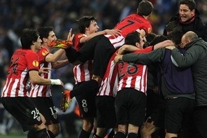 Europa League: Sư tử Athletic Bilbao lại gầm vang