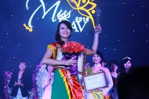 Lộ diện hoa khôi Miss DAV 2012