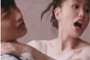 Isaac bị tụt quần và phải xem Bảo Thy 'khỏa thân'!