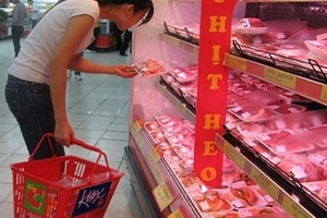 Phát hiện thịt lợn nhiễm chất cấm ở Hà Nội