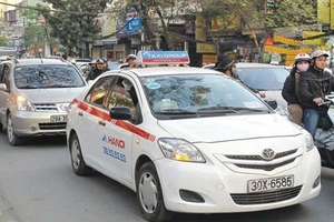 Thêm 2 tuyến phố cấm taxi giờ cao điểm