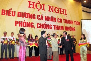 BCĐ Phòng, chống tham nhũng trực thuộc BCT là hợp lý